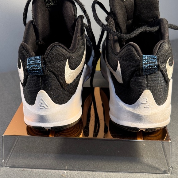 2021 Nike Zoom Freak 3 Project 34 Basketball shoes Size 5Y - Picture 3 of 10